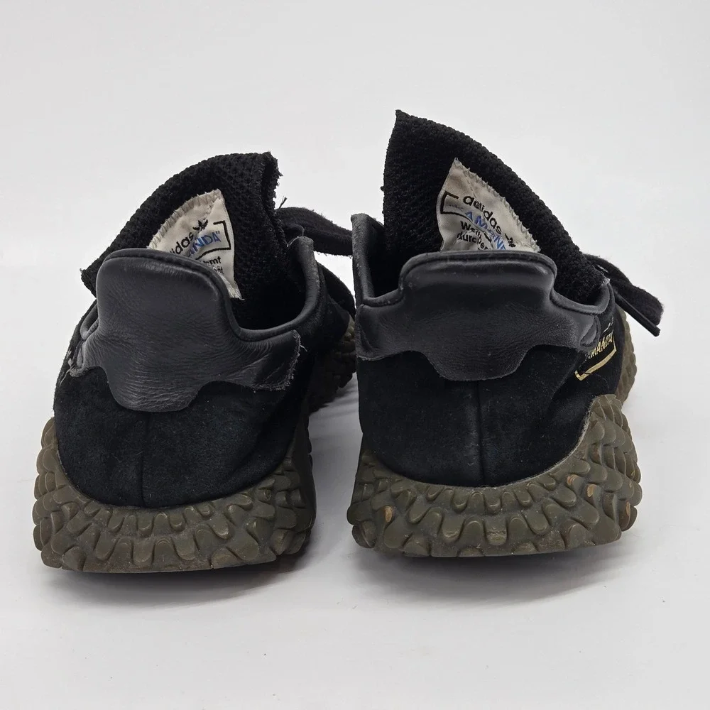 adidas Kamanda 01 Black Gum Suede Terrace Soccer‎ Sneakers Mens Size 8 BD7903